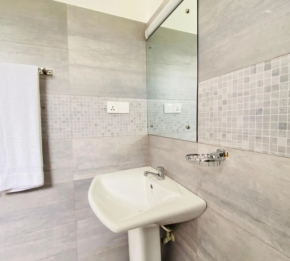 Hotel Sun Breeze Negombo